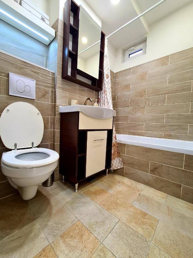 חונדוארה Best Apartment Central מראה חיצוני תמונה