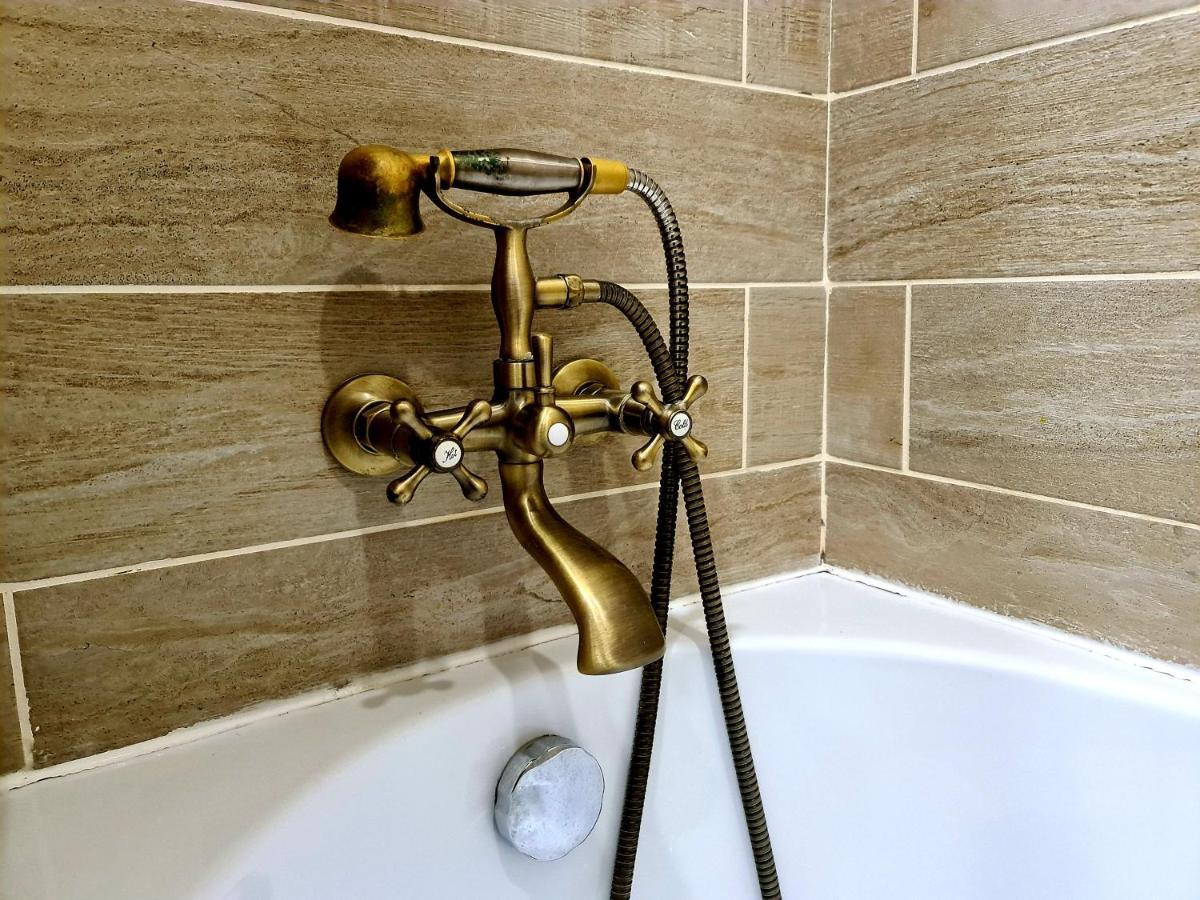 חונדוארה Best Apartment Central מראה חיצוני תמונה