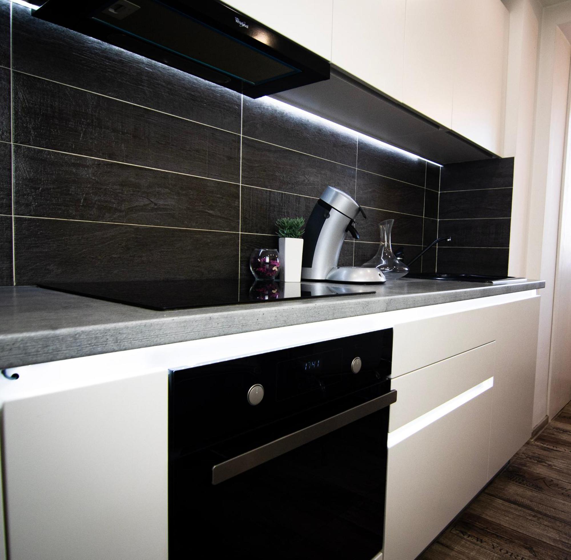 חונדוארה Best Apartment Central מראה חיצוני תמונה